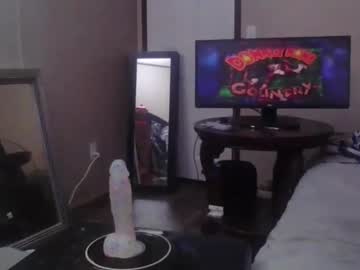 couple Webcam Adult Sex Chat with p3tit3queen93