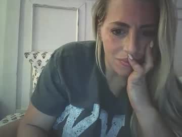 girl Webcam Adult Sex Chat with michellee_michaels