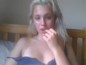 girl Webcam Adult Sex Chat with erika123xo