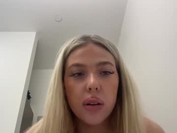 girl Webcam Adult Sex Chat with emabluee2