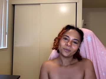 girl Webcam Adult Sex Chat with zombeeberry