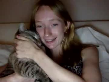 girl Webcam Adult Sex Chat with littlee_redd